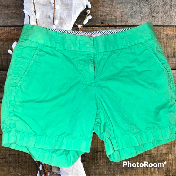 J. Crew 3.5" classic chino shorts - Picture 3 of 6